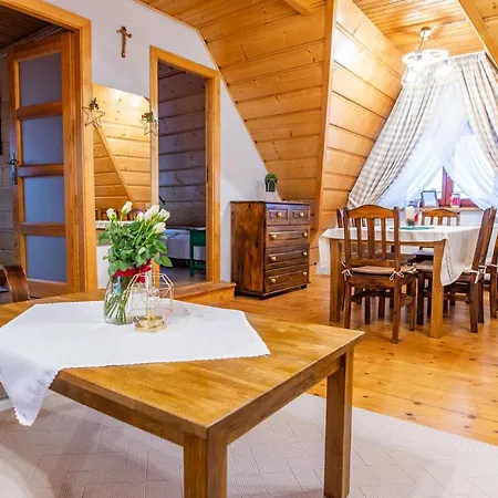 Rodzinny Dom I Apartamenty U Ciwersa Z Balia W Ogrodzie Bialka Tatrzanska Exterior photo