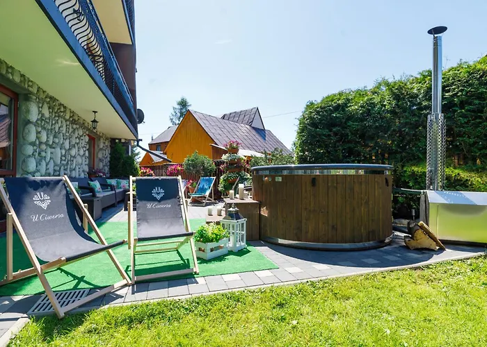 Rodzinny Dom I Apartamenty U Ciwersa Z Balia W Ogrodzie